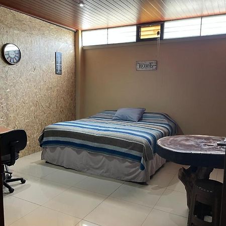 Huehueloft1 Estacionamiento Y Wifi Apartment Huehuetenango Ngoại thất bức ảnh
